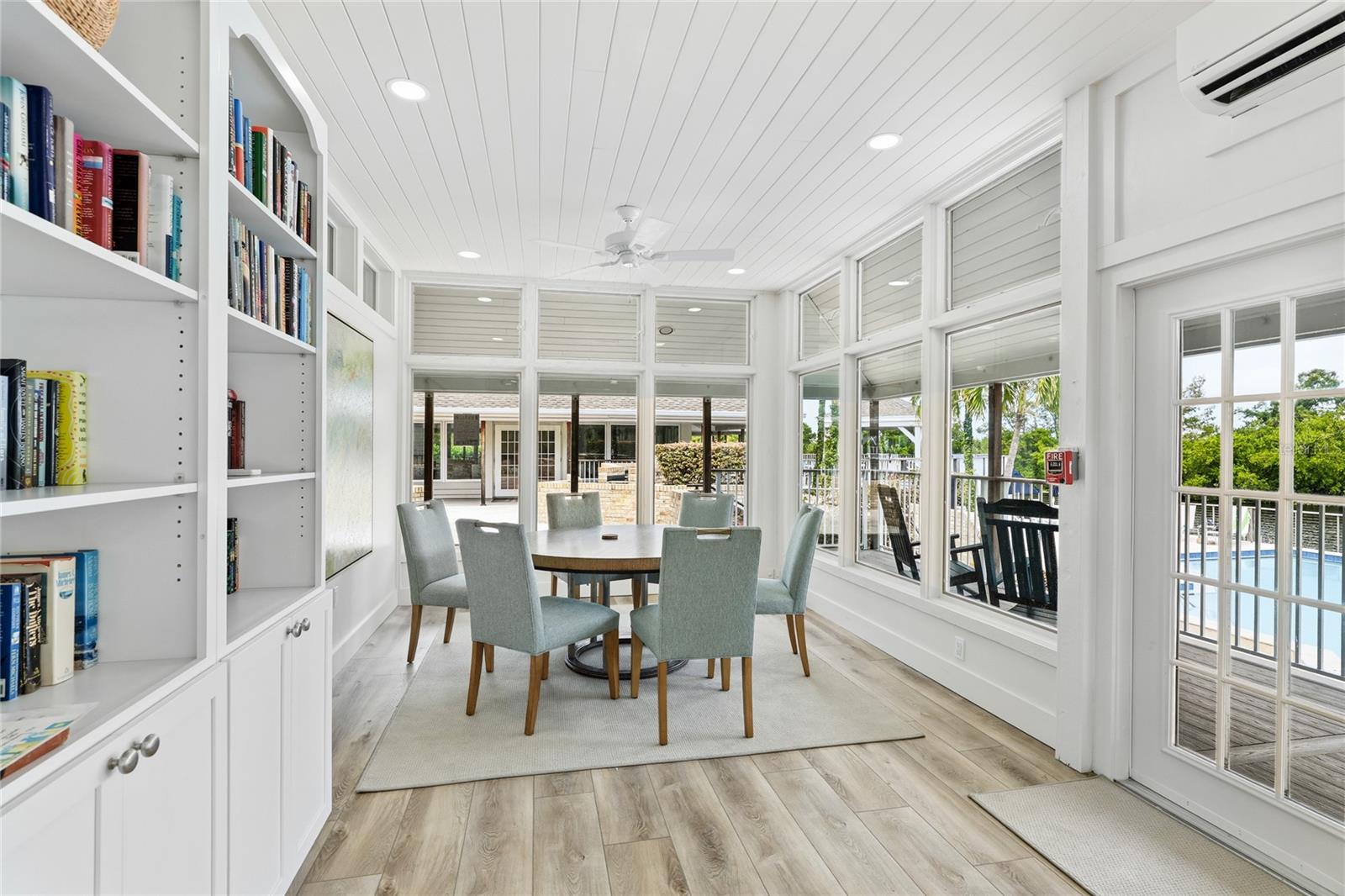 Image 42 of 57 For 120 Tidy Island Boulevard 120