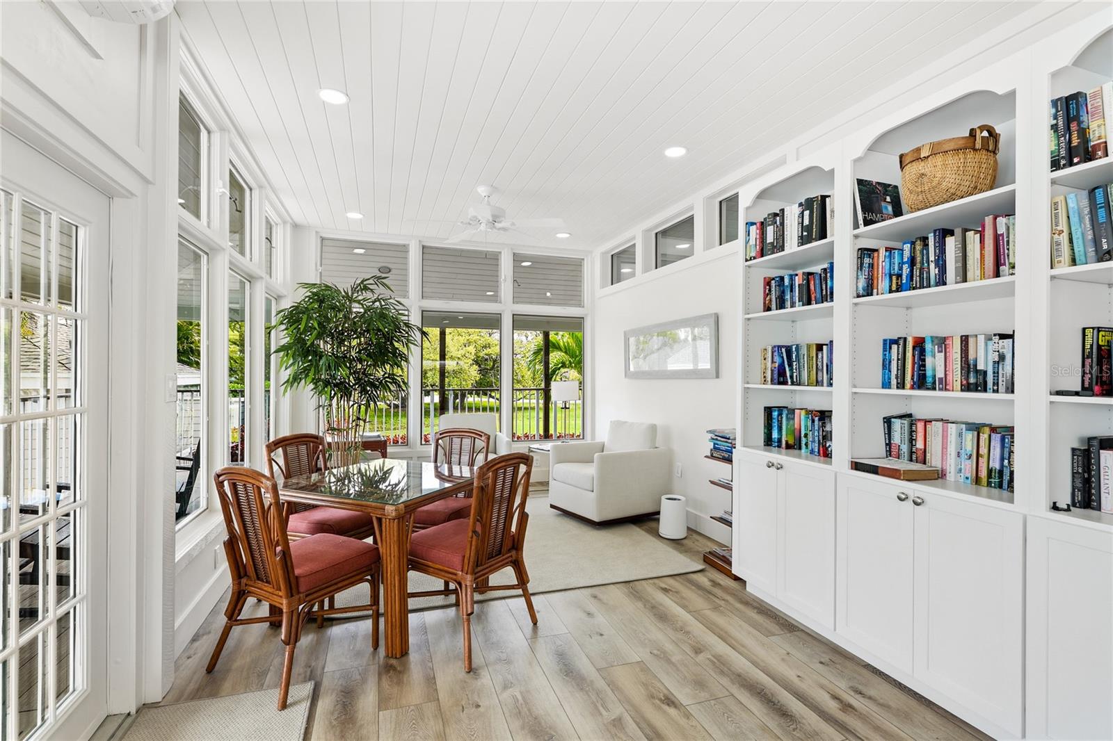 Image 43 of 57 For 120 Tidy Island Boulevard 120