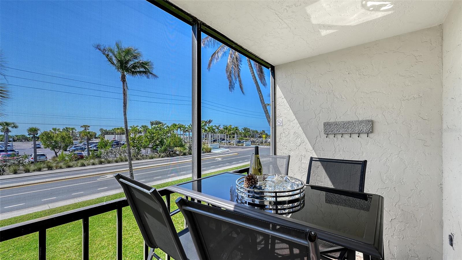 Image 17 of 28 For 901 Beach Road 205