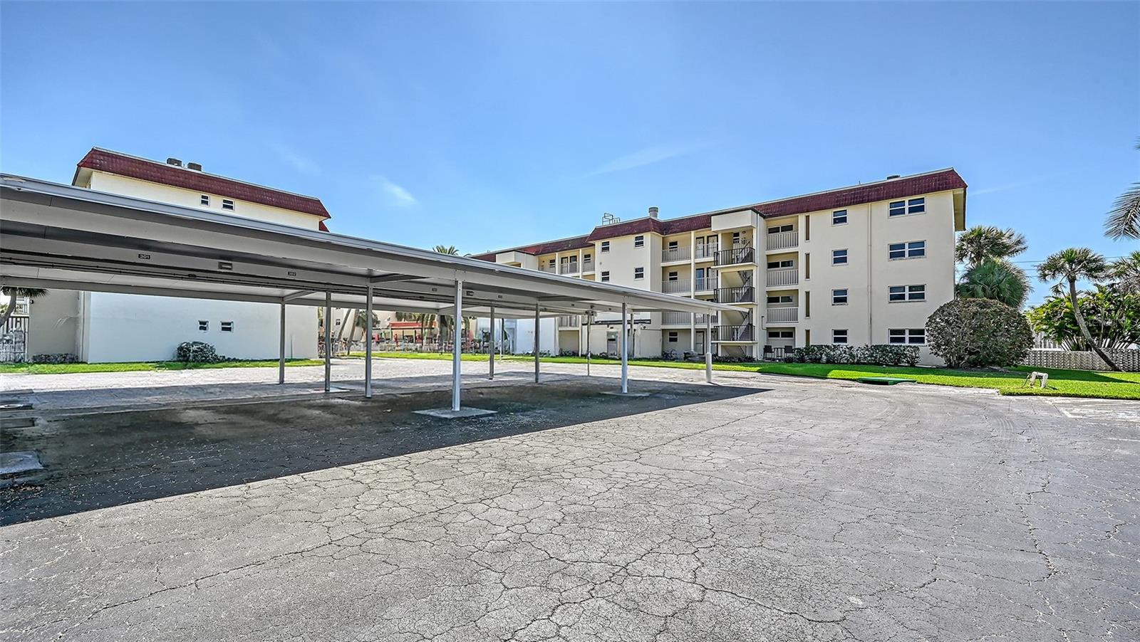 Image 19 of 28 For 901 Beach Road 205