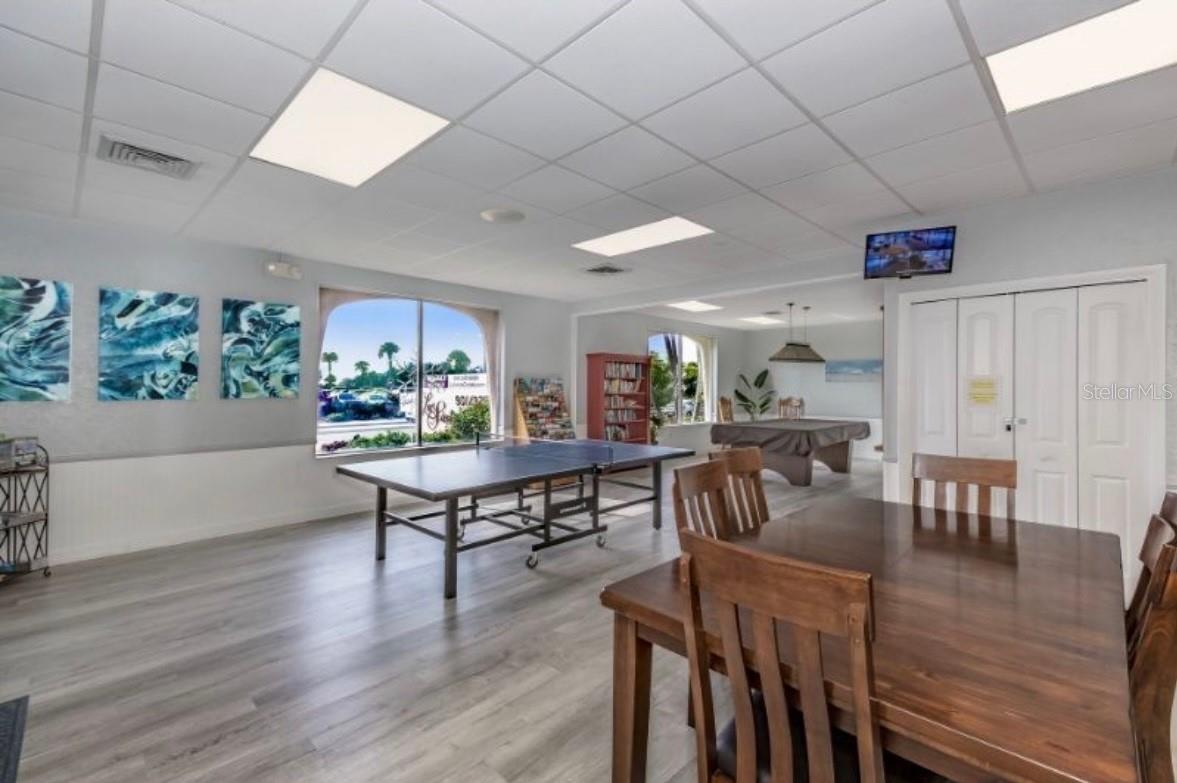 Image 20 of 28 For 901 Beach Road 205