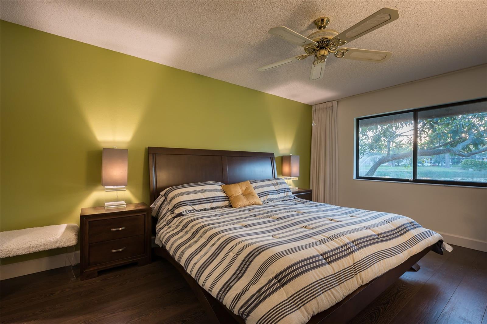 Image 20 of 29 For 3195 Windrush Bourne  36