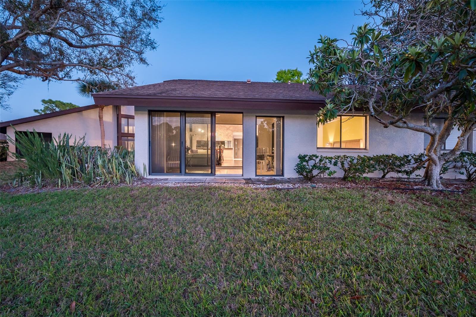 Image 27 of 29 For 3195 Windrush Bourne  36