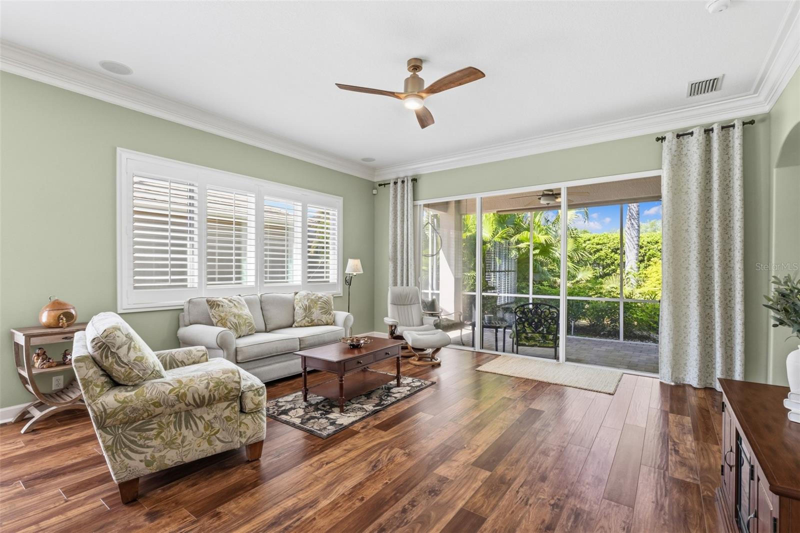 Image 16 of 80 For 9743 53rd Drive E