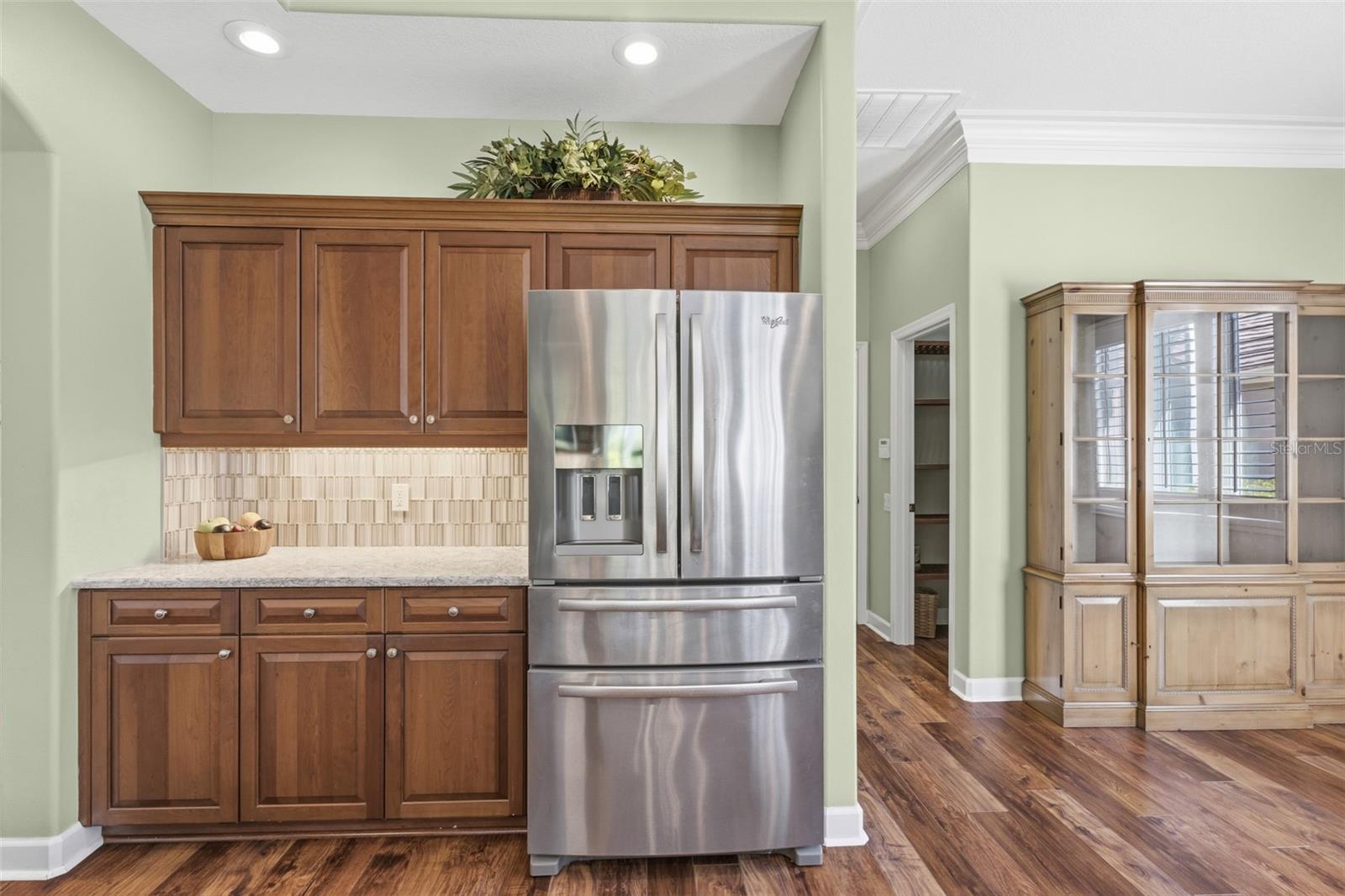 Image 26 of 80 For 9743 53rd Drive E