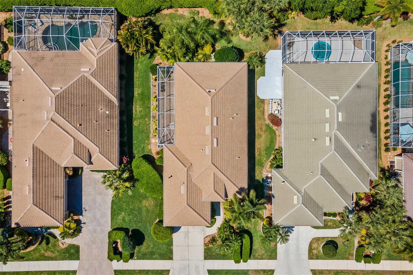 Image 7 of 80 For 9743 53rd Drive E