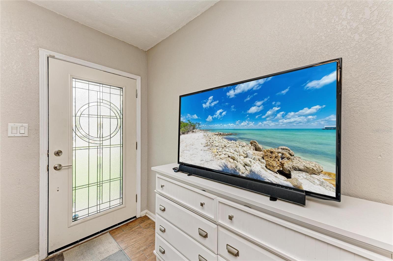 Image 13 of 48 For 1601 9th Street W