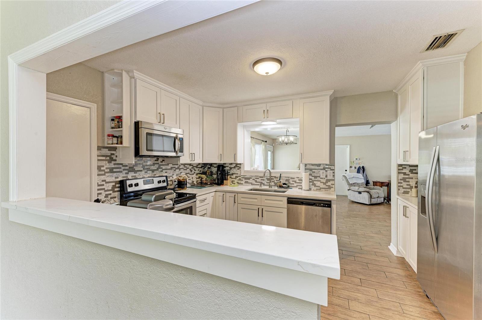 Image 17 of 48 For 1601 9th Street W