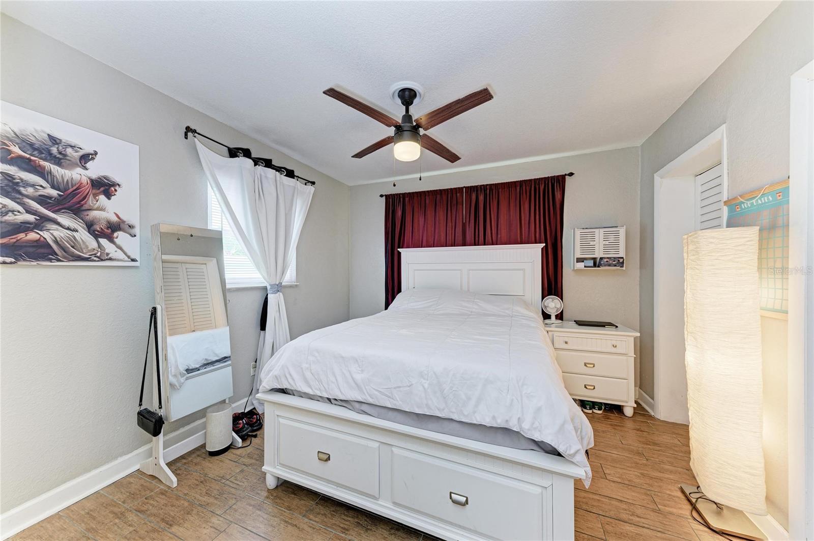 Image 29 of 48 For 1601 9th Street W