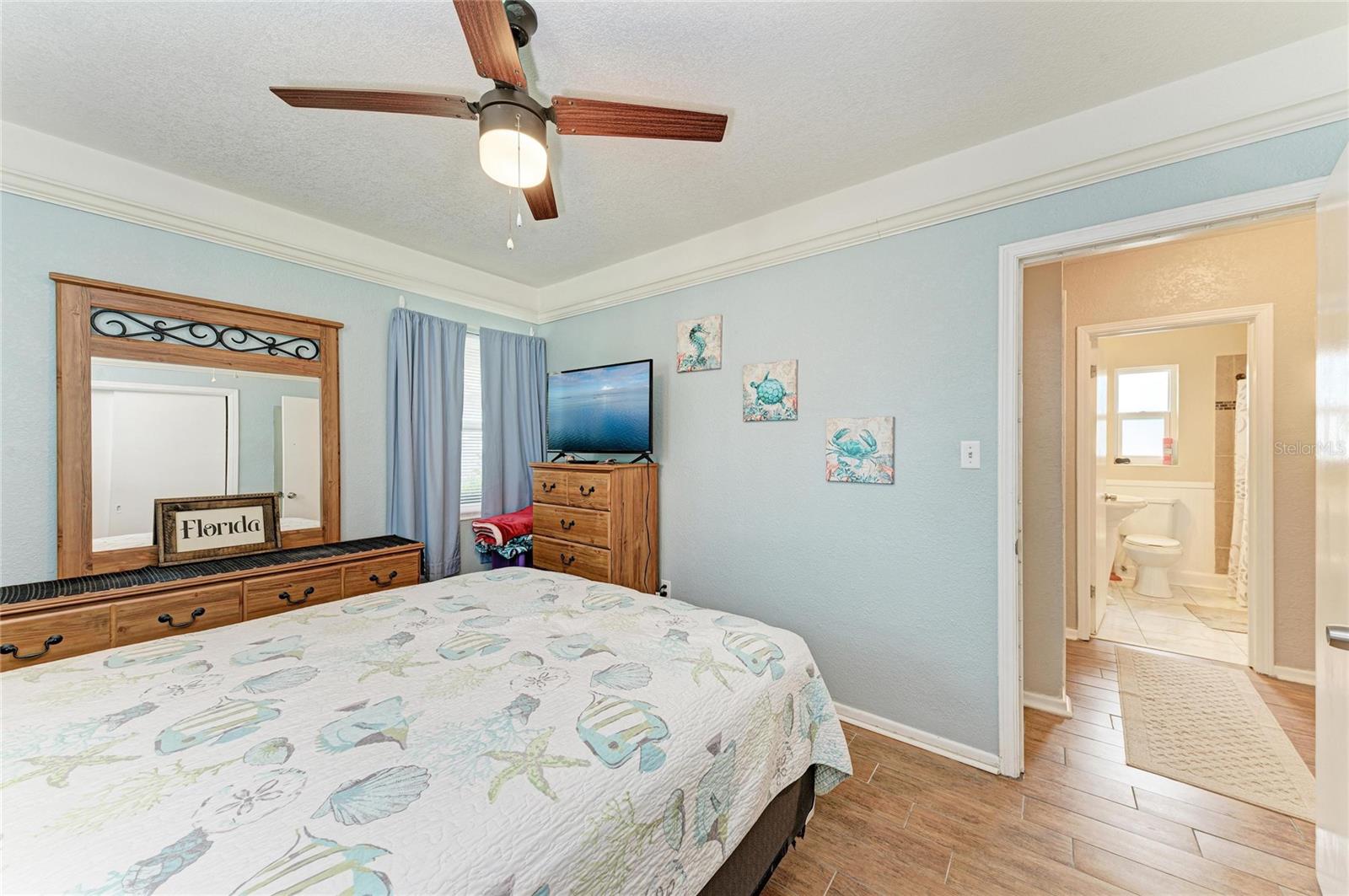 Image 35 of 48 For 1601 9th Street W