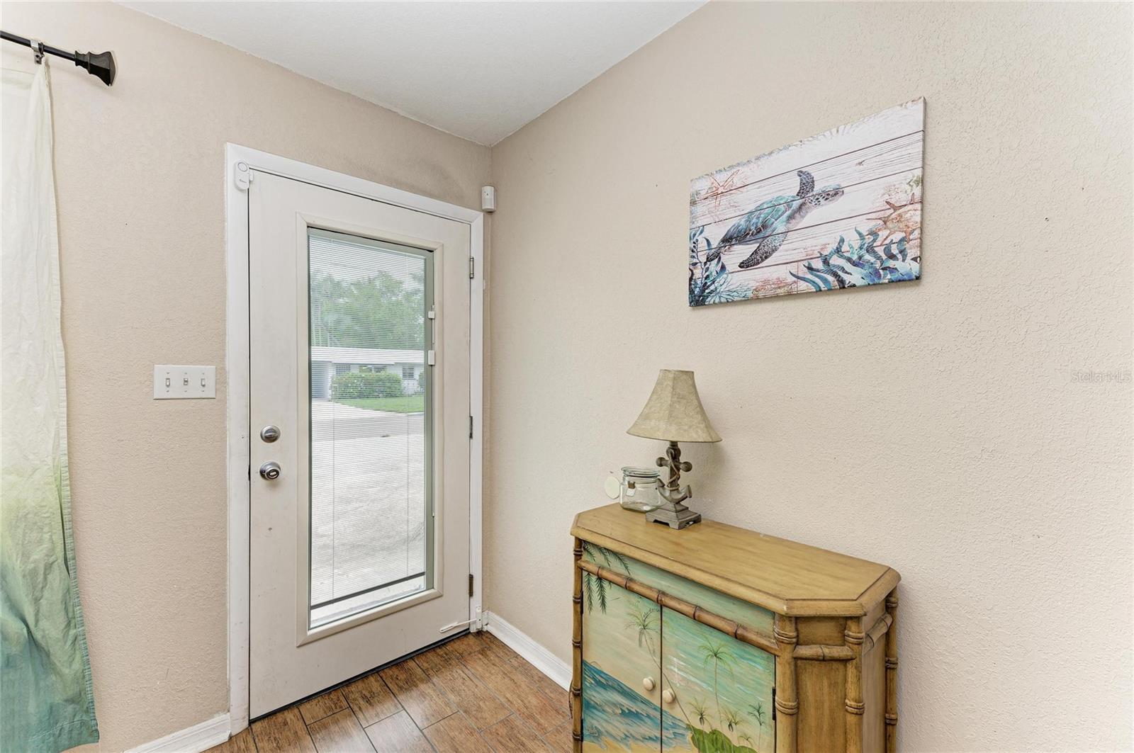 Image 40 of 48 For 1601 9th Street W