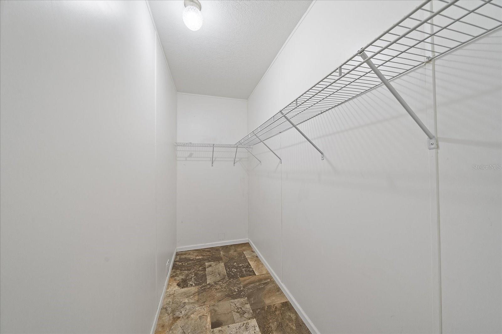 Image 12 of 35 For 40 Shady Lane 40