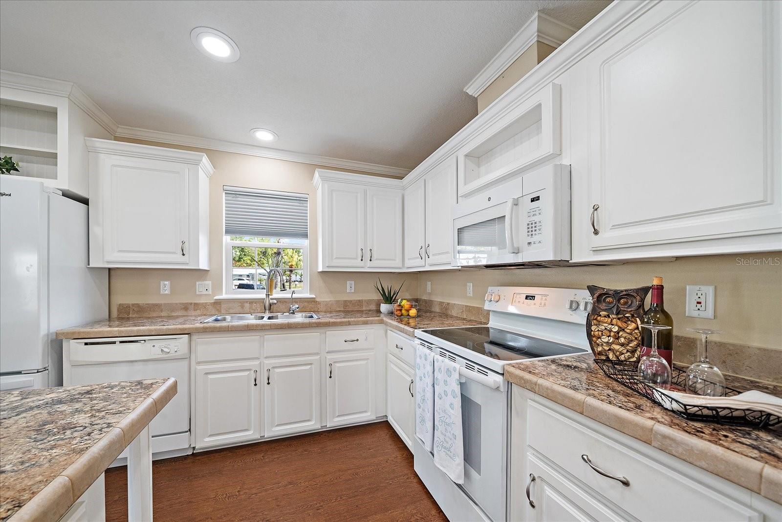 Image 4 of 35 For 40 Shady Lane 40