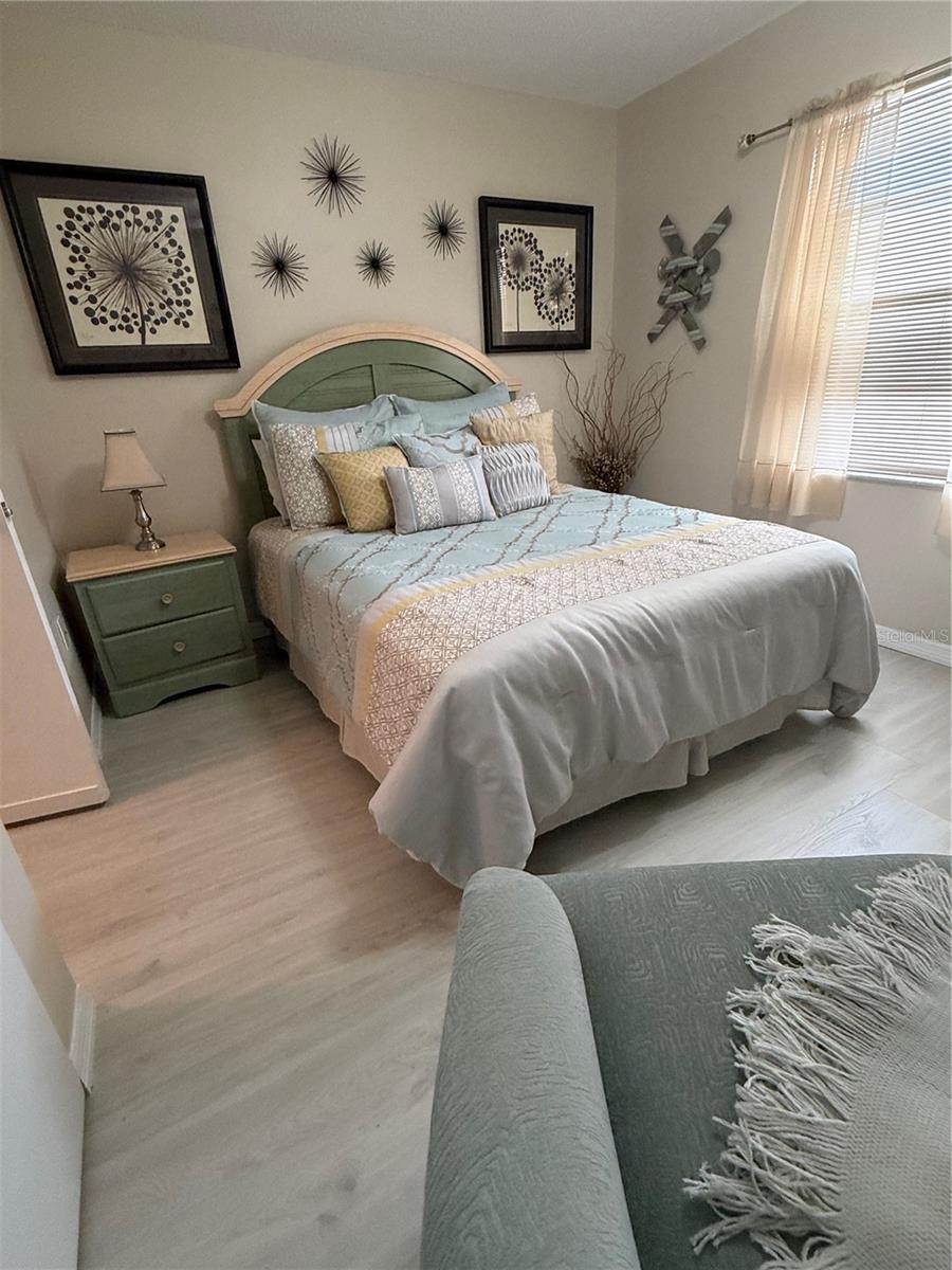 Image 20 of 50 For 3176 Lake Bayshore Drive 319