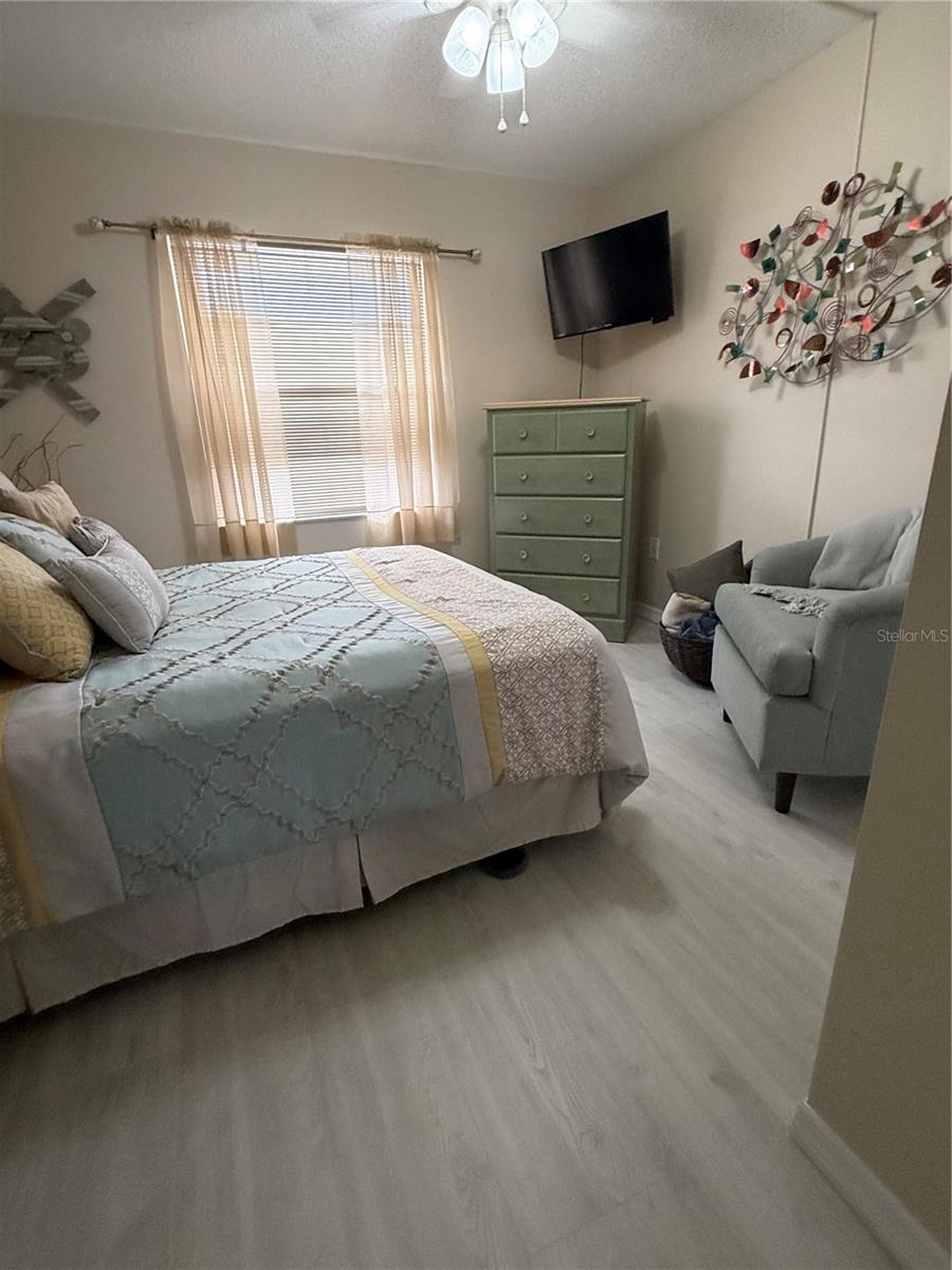 Image 21 of 50 For 3176 Lake Bayshore Drive 319