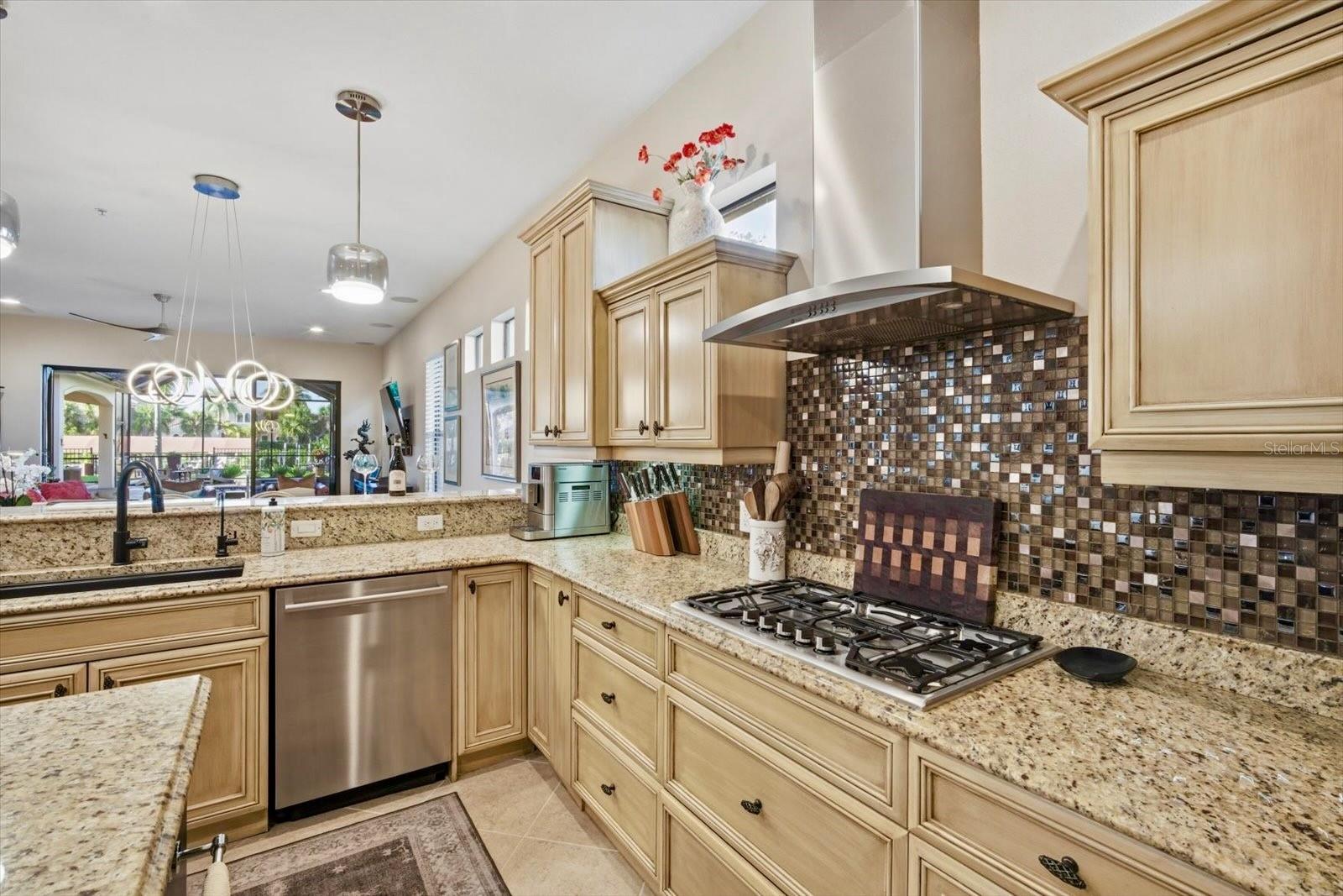 Image 13 of 50 For 4203 5th Avenue Ne