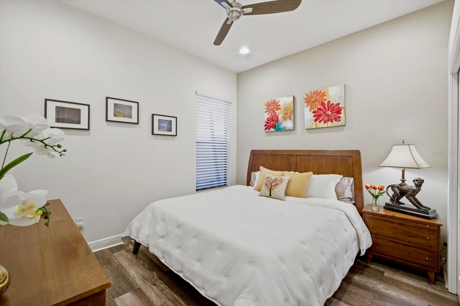 Image 25 of 50 For 4203 5th Avenue Ne