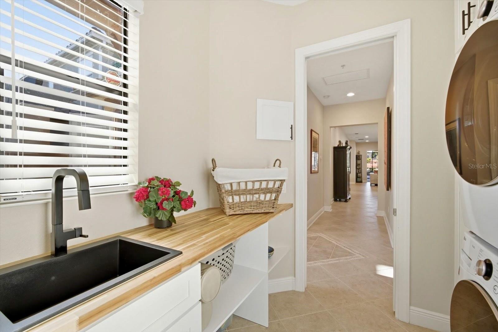 Image 28 of 50 For 4203 5th Avenue Ne