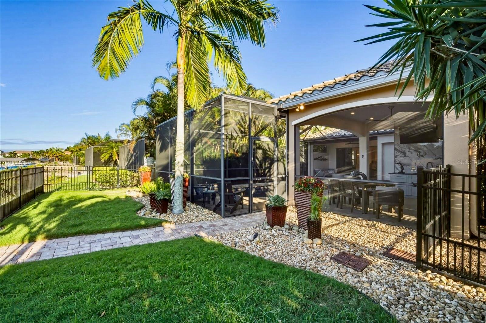 Image 40 of 50 For 4203 5th Avenue Ne