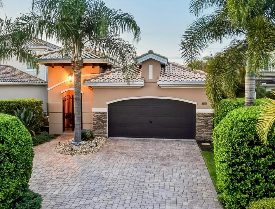 Image 6 of 50 For 4203 5th Avenue Ne