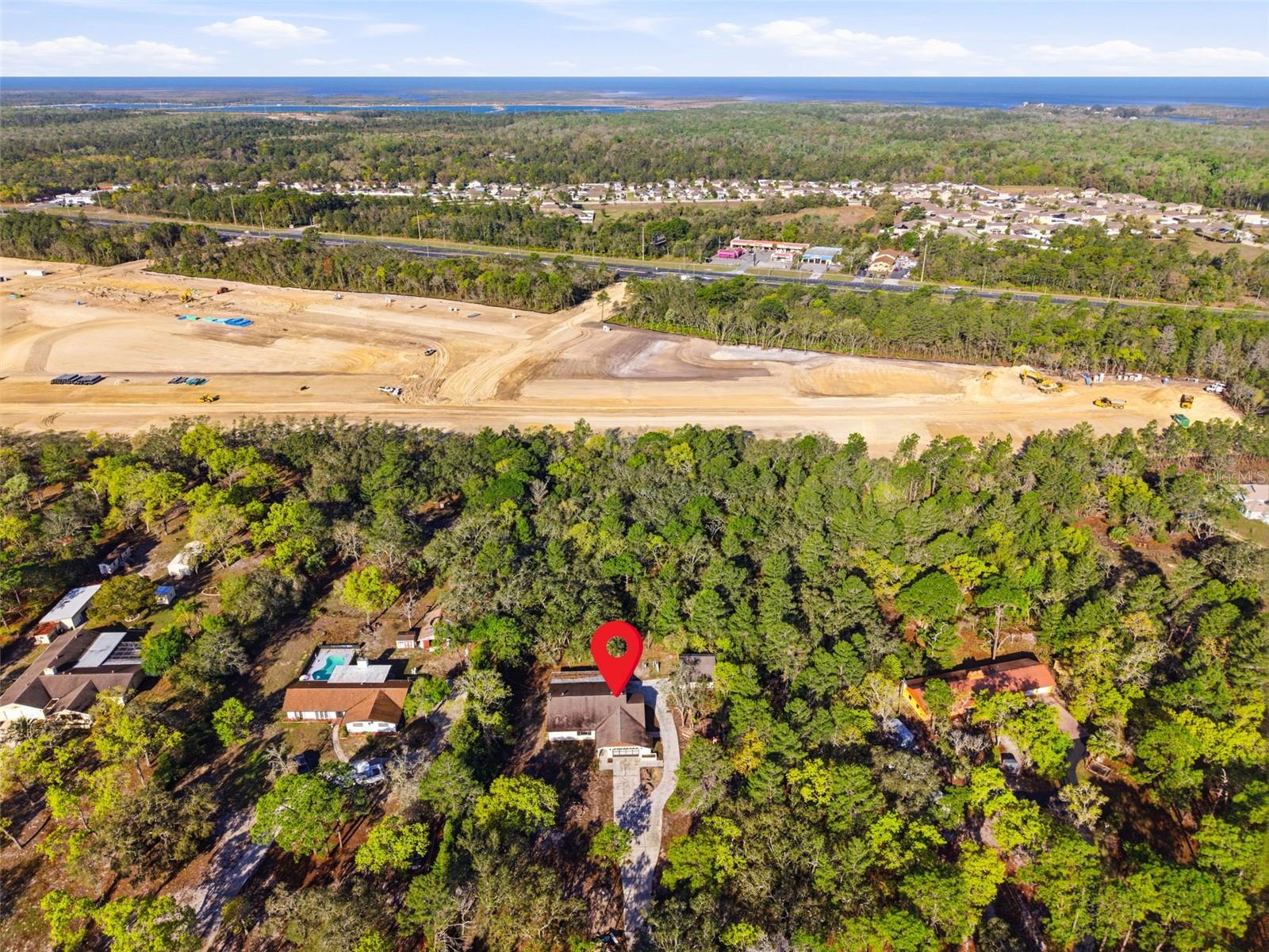 Listing photo id 20 for 18301 Branch Road