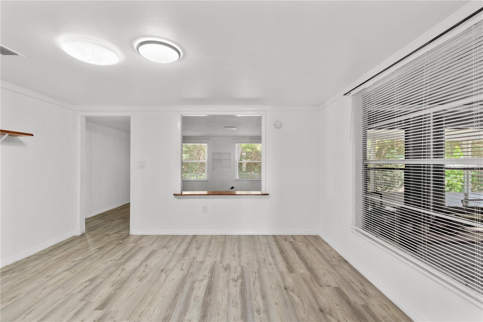 Image 17 of 79 For 2303 45th Street E