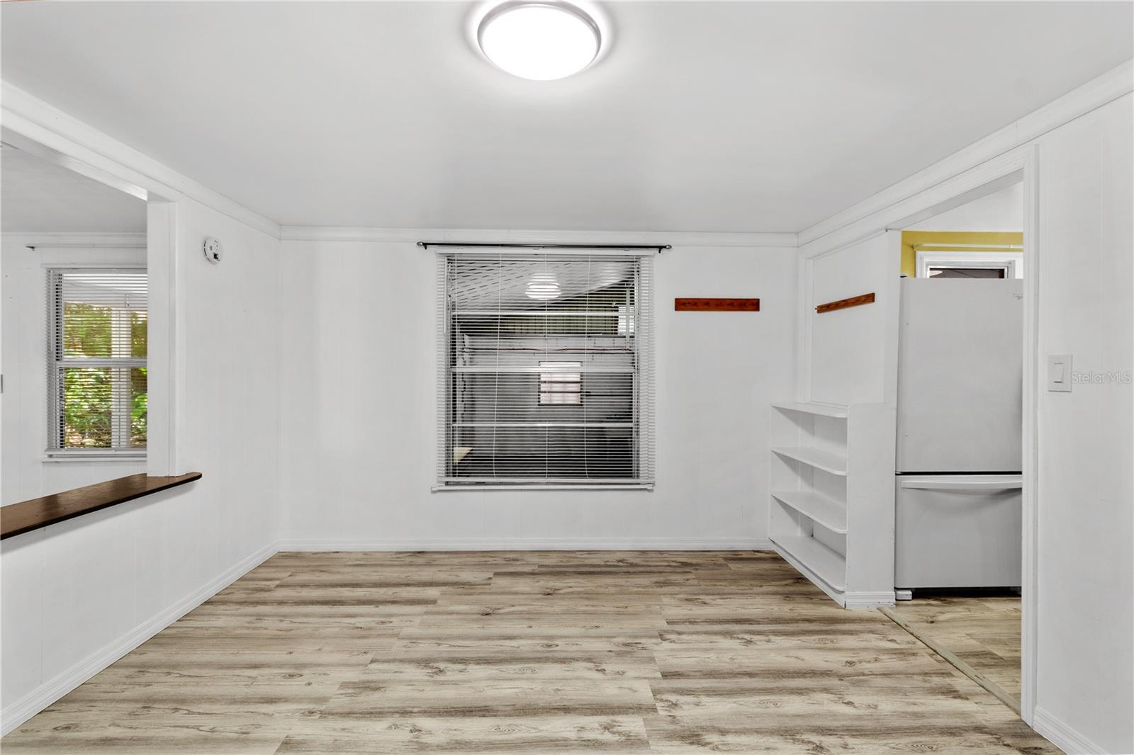 Image 18 of 79 For 2303 45th Street E