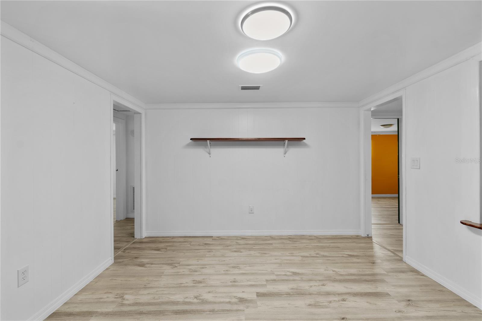 Image 19 of 79 For 2303 45th Street E