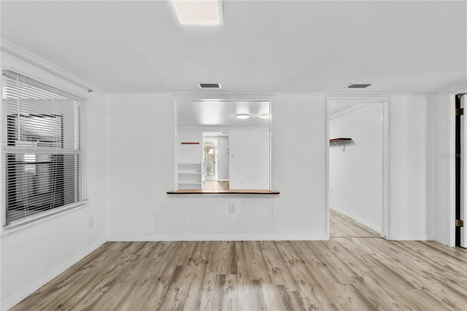 Image 21 of 79 For 2303 45th Street E