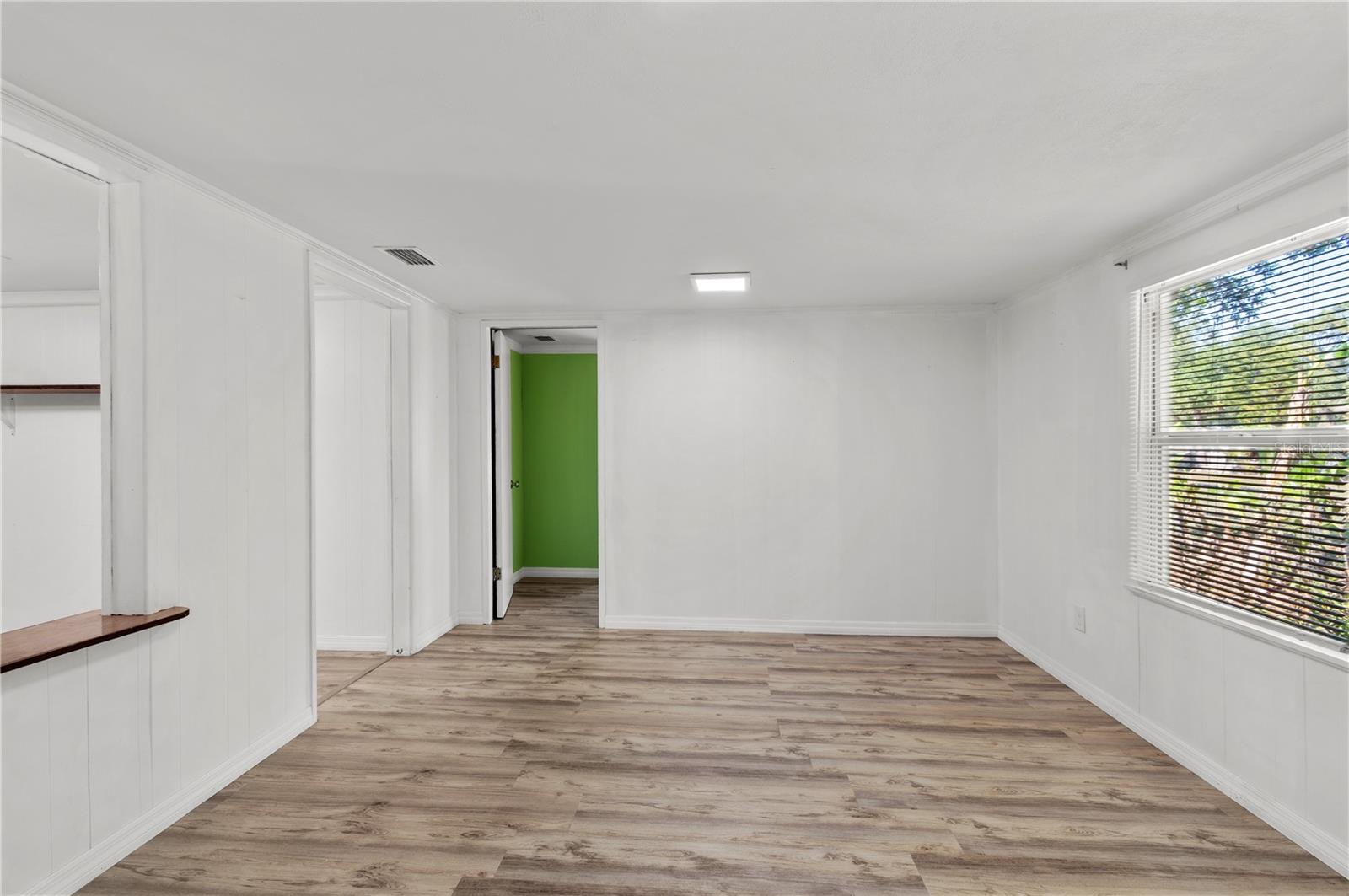 Image 22 of 79 For 2303 45th Street E