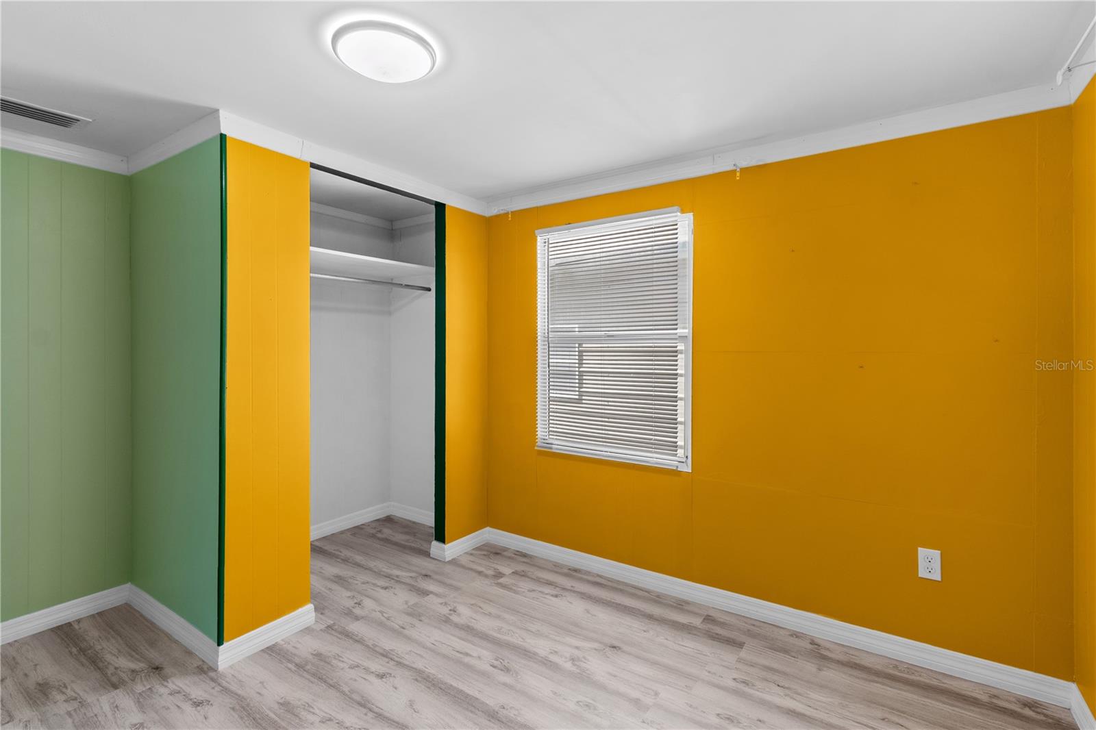 Image 35 of 79 For 2303 45th Street E