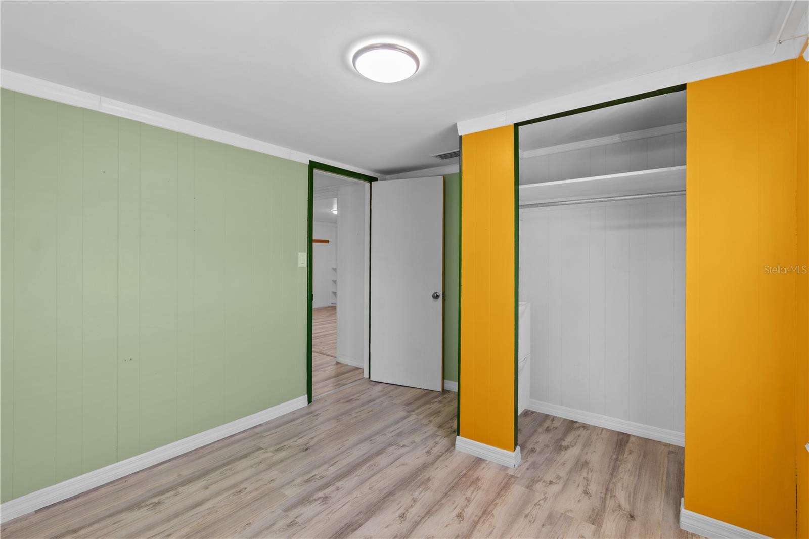 Image 36 of 79 For 2303 45th Street E