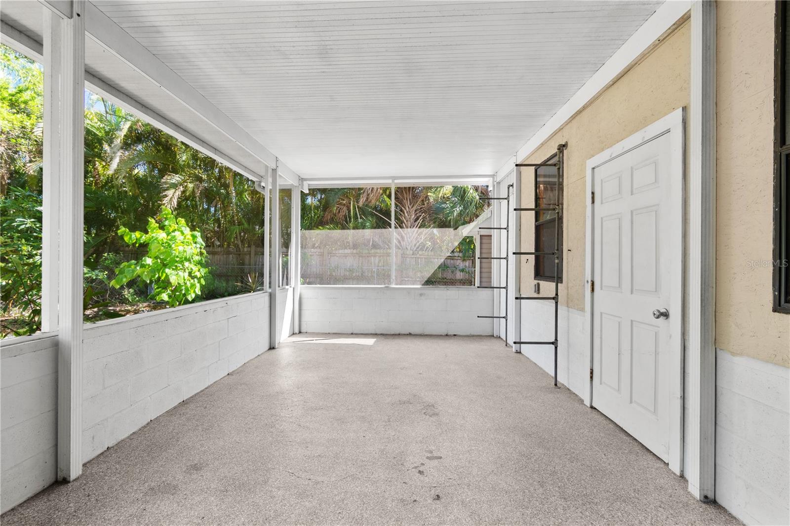 Image 41 of 79 For 2303 45th Street E