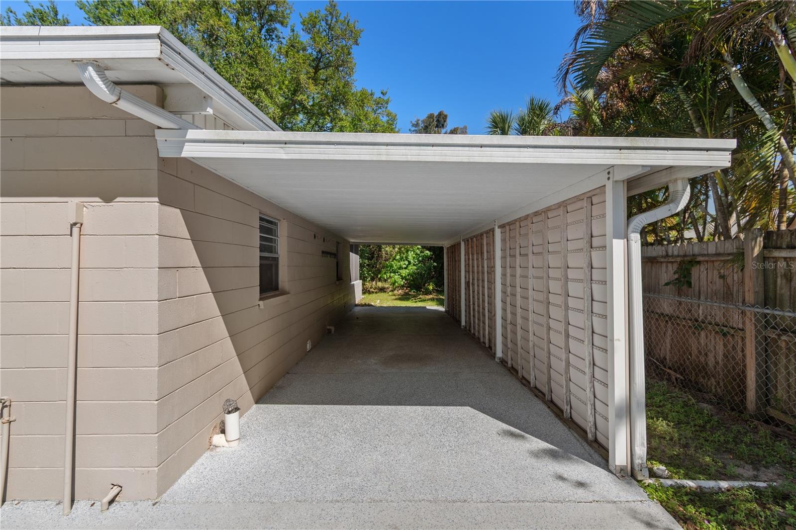 Image 49 of 79 For 2303 45th Street E