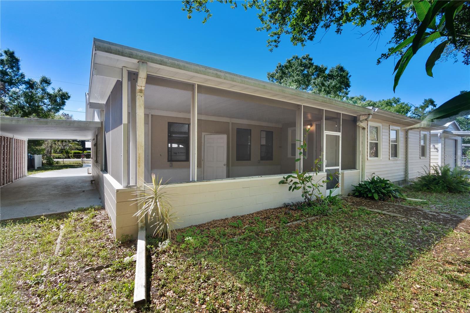 Image 51 of 79 For 2303 45th Street E