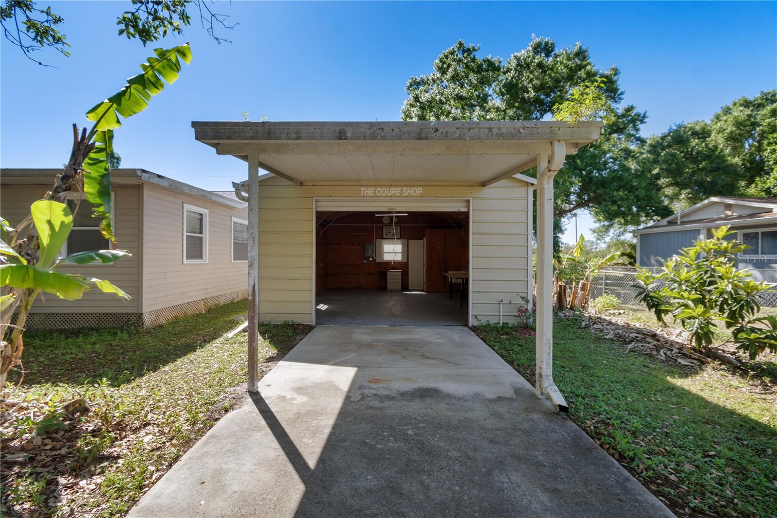 Image 54 of 79 For 2303 45th Street E