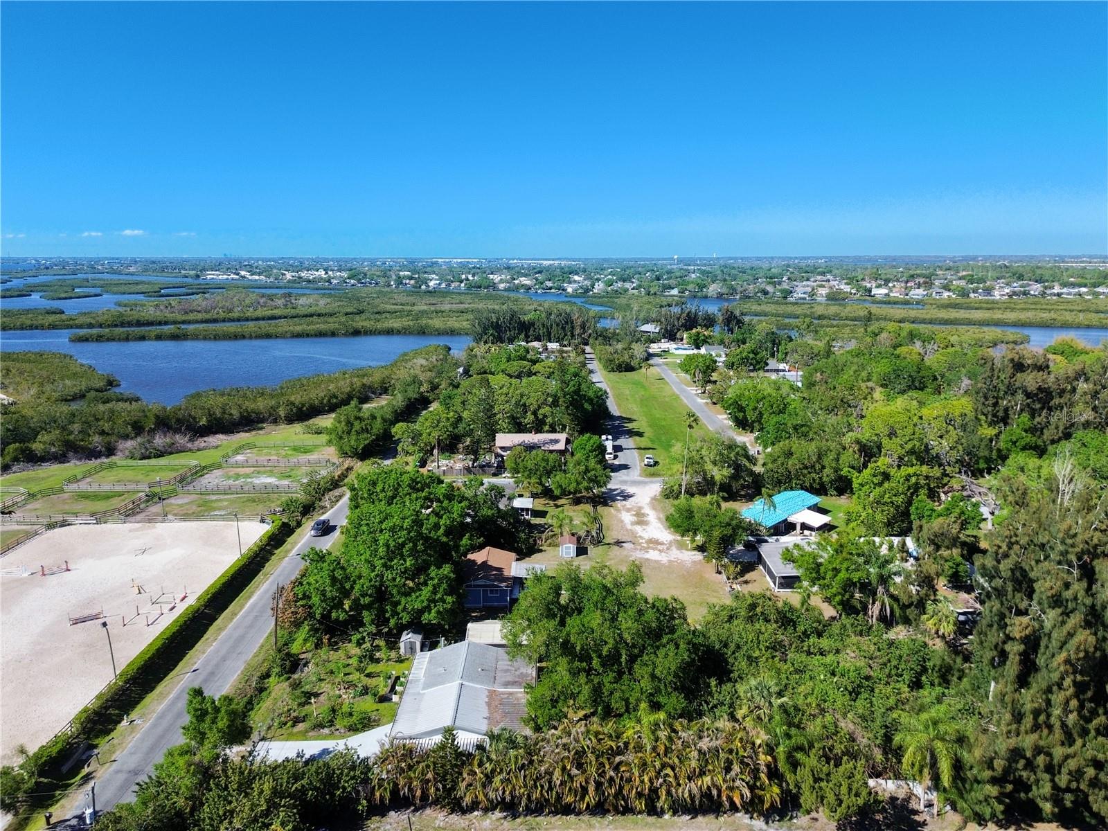 Image 65 of 79 For 2303 45th Street E