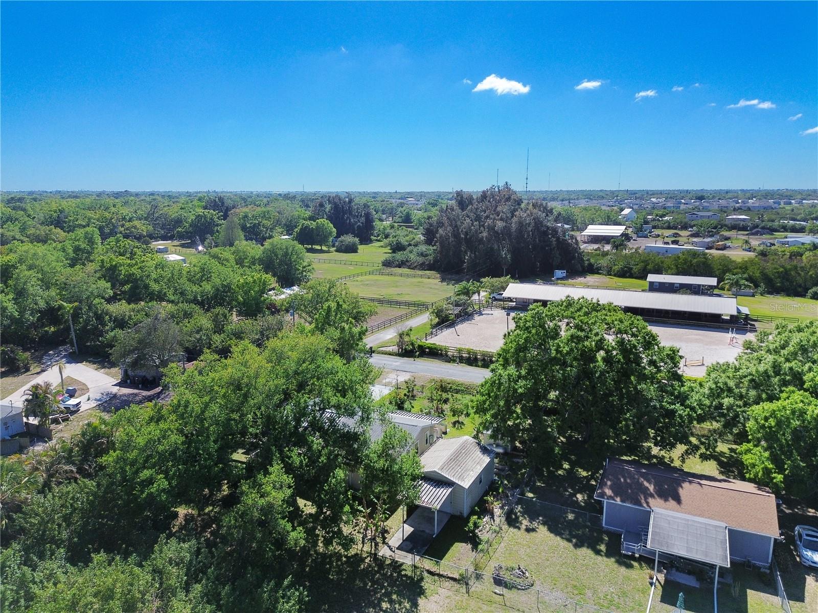 Image 70 of 79 For 2303 45th Street E