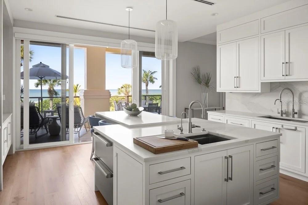 Image 5 of 9 For 4955 Gulf Of Mexico Drive 101