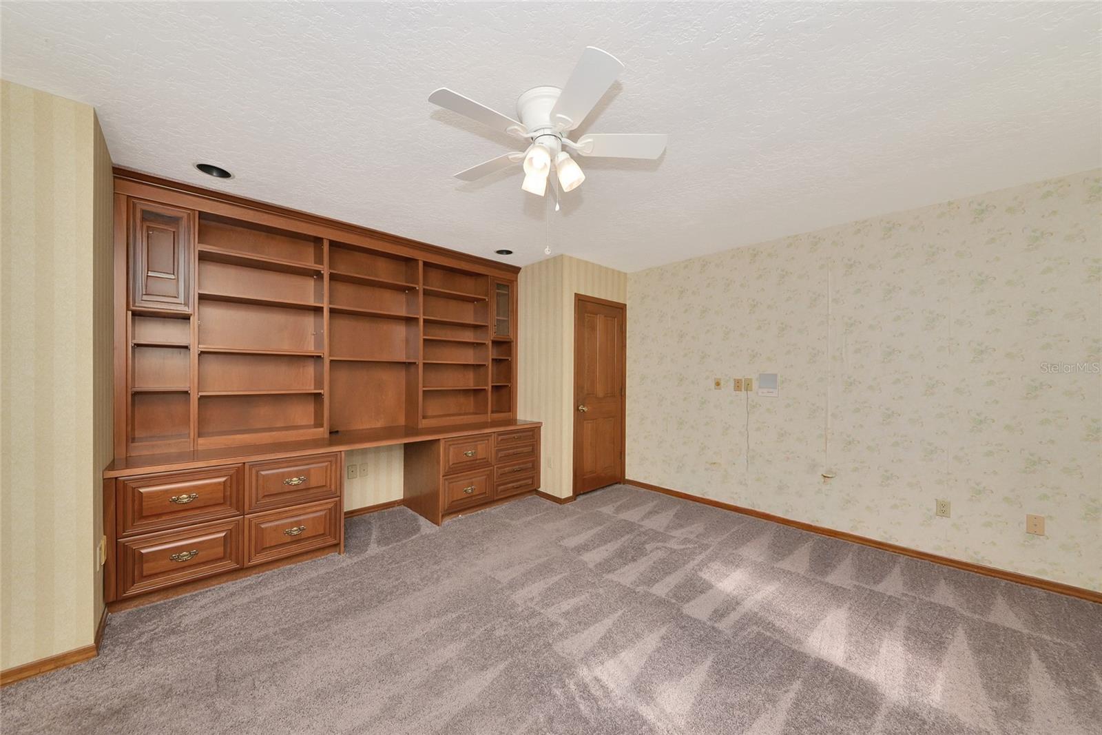 Image 12 of 39 For 1316 Riverview Circle