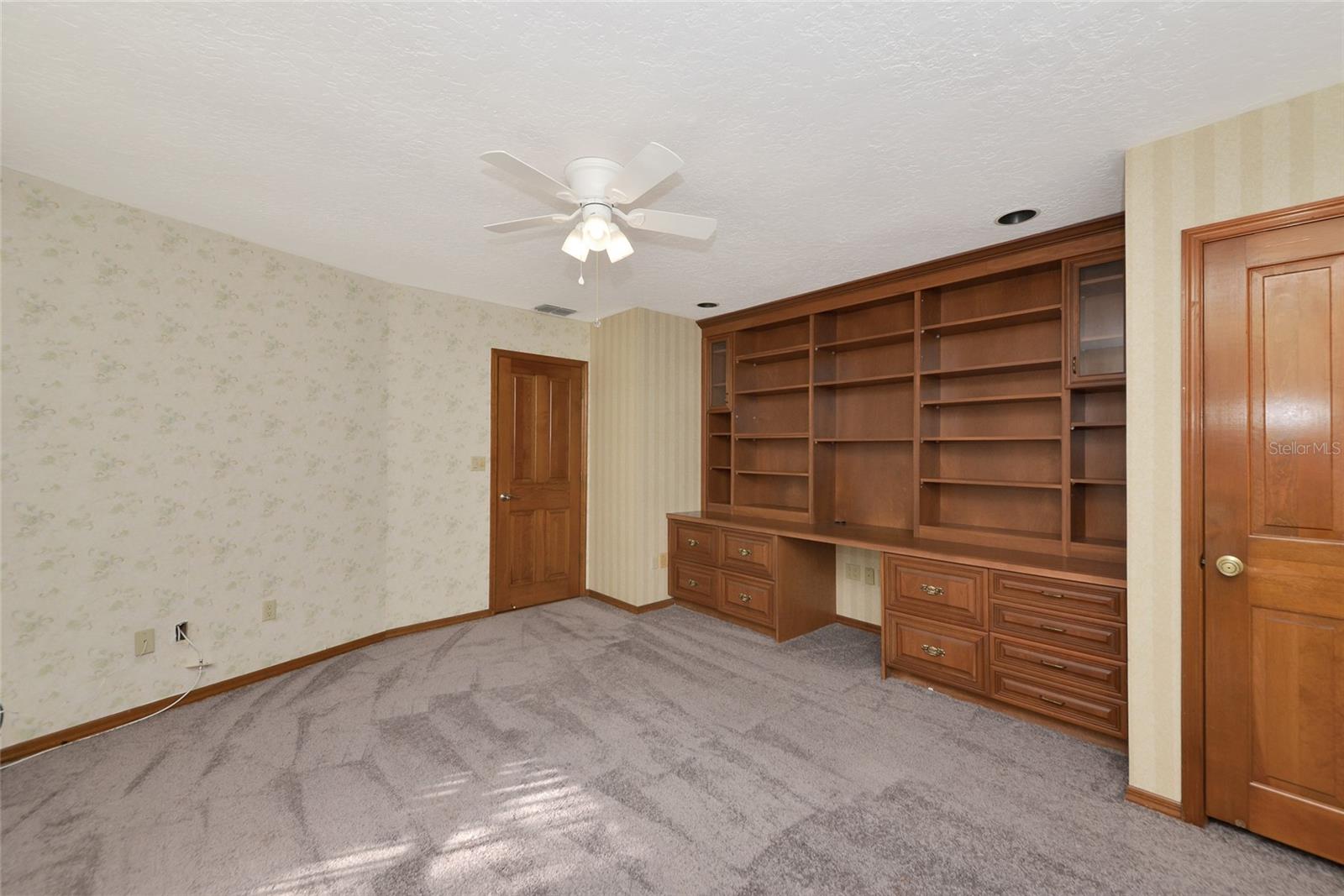 Image 13 of 39 For 1316 Riverview Circle