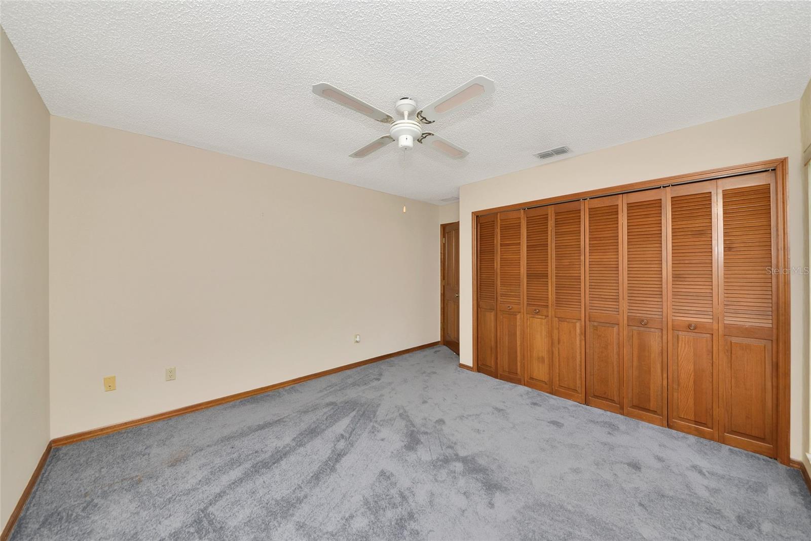 Image 15 of 39 For 1316 Riverview Circle