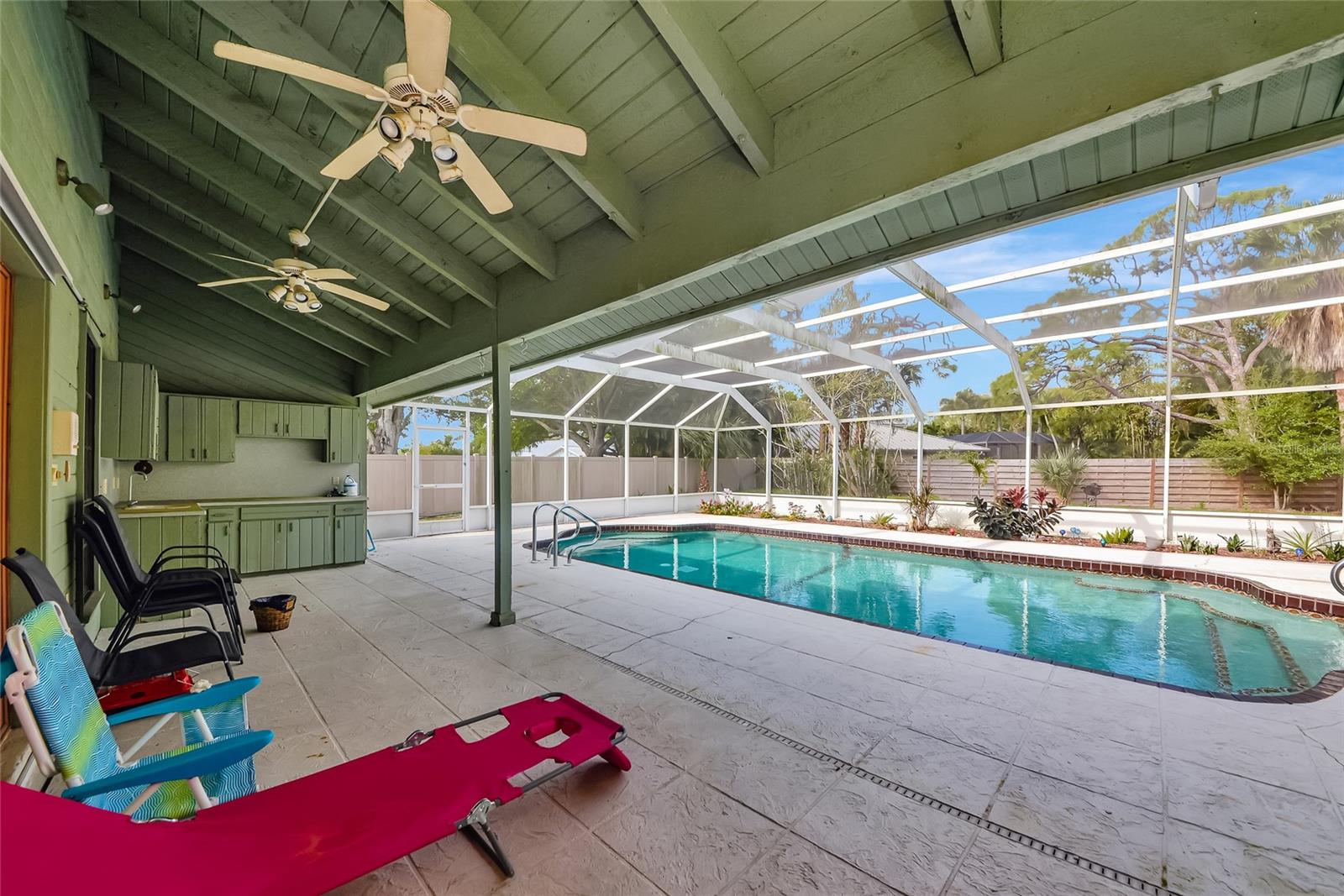 Image 31 of 39 For 1316 Riverview Circle