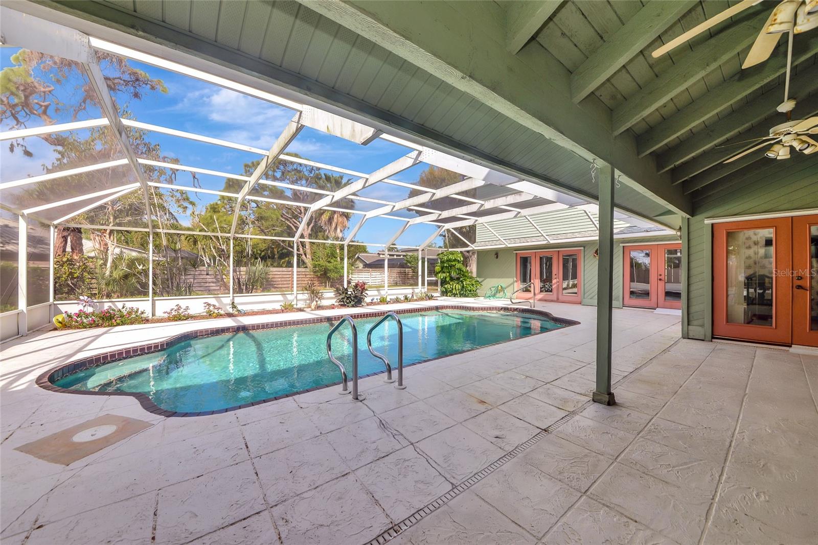 Image 32 of 39 For 1316 Riverview Circle