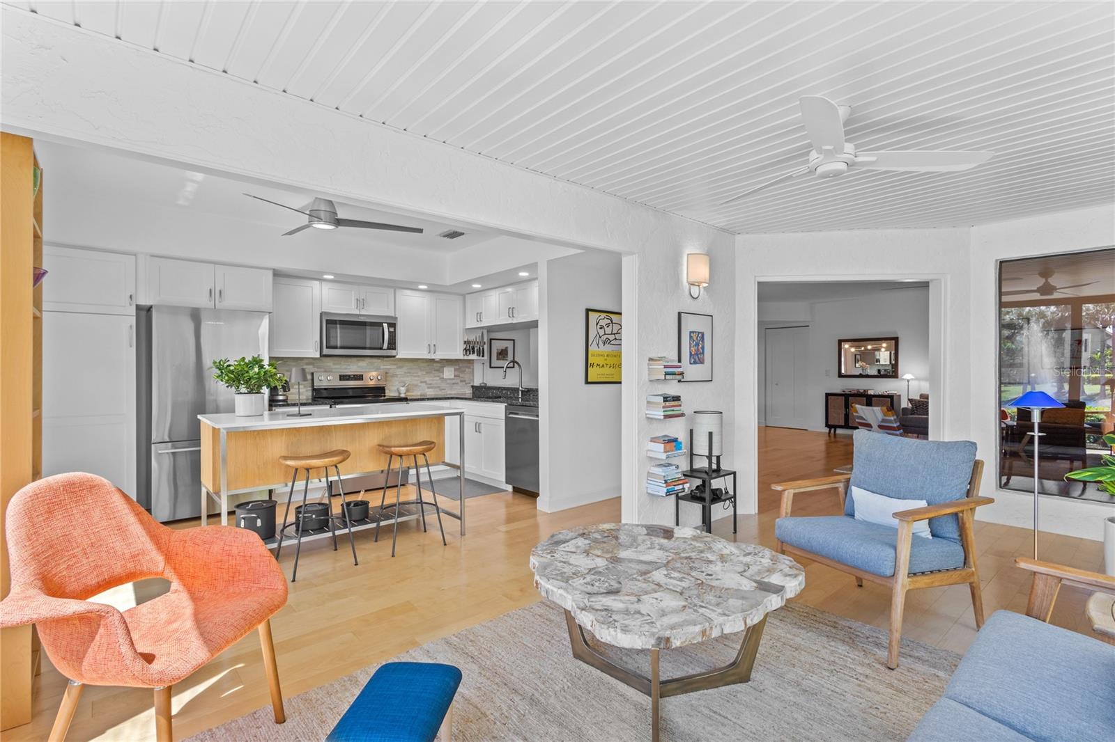 Image 10 of 33 For 5226 Landings Boulevard 102