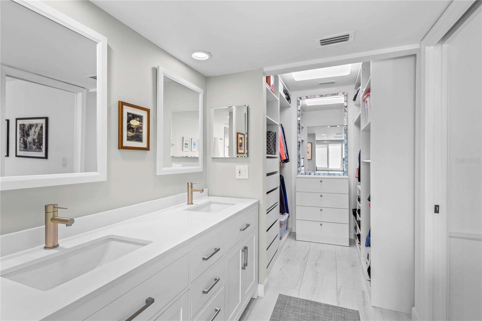 Image 17 of 33 For 5226 Landings Boulevard 102