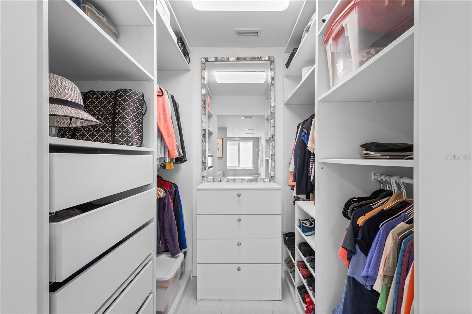 Image 18 of 33 For 5226 Landings Boulevard 102