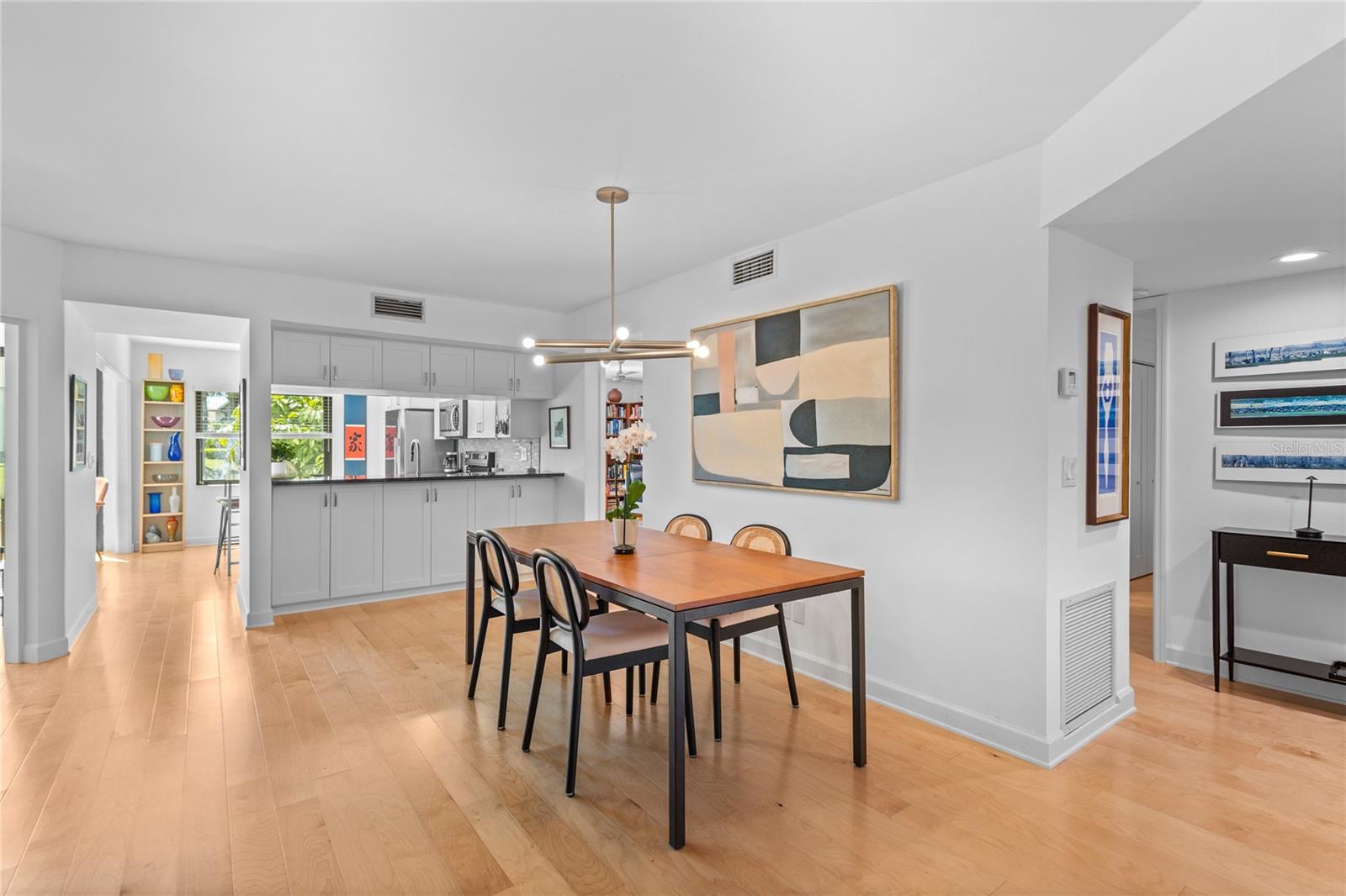 Image 6 of 33 For 5226 Landings Boulevard 102