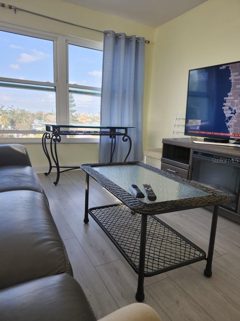 Image 2 of 7 For 300 64th Avenue 426