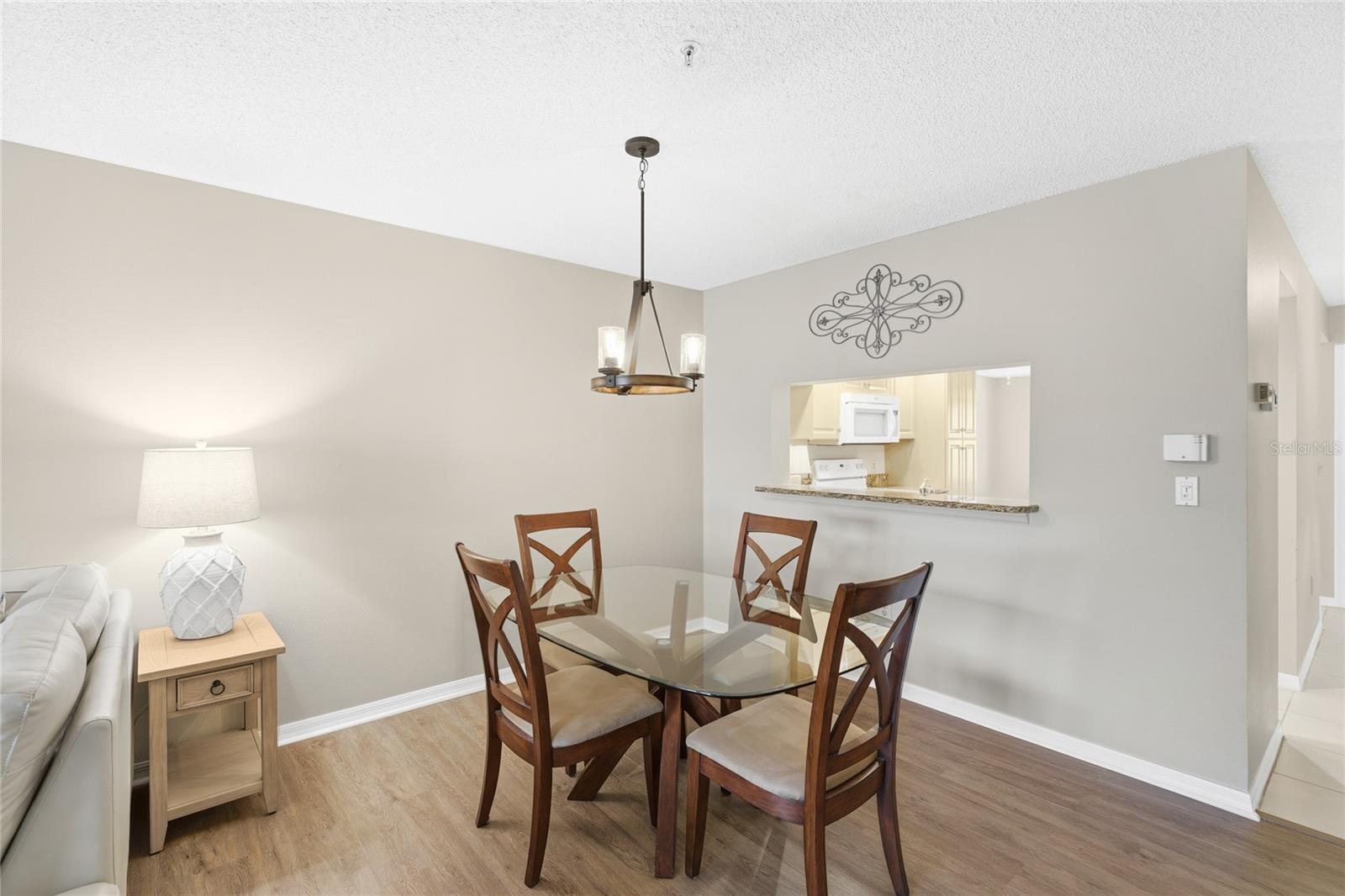 Image 10 of 38 For 6501 Stone River Road 302